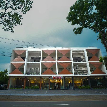 Royalton Residency Hotel Mundakāyam Eksteriør billede