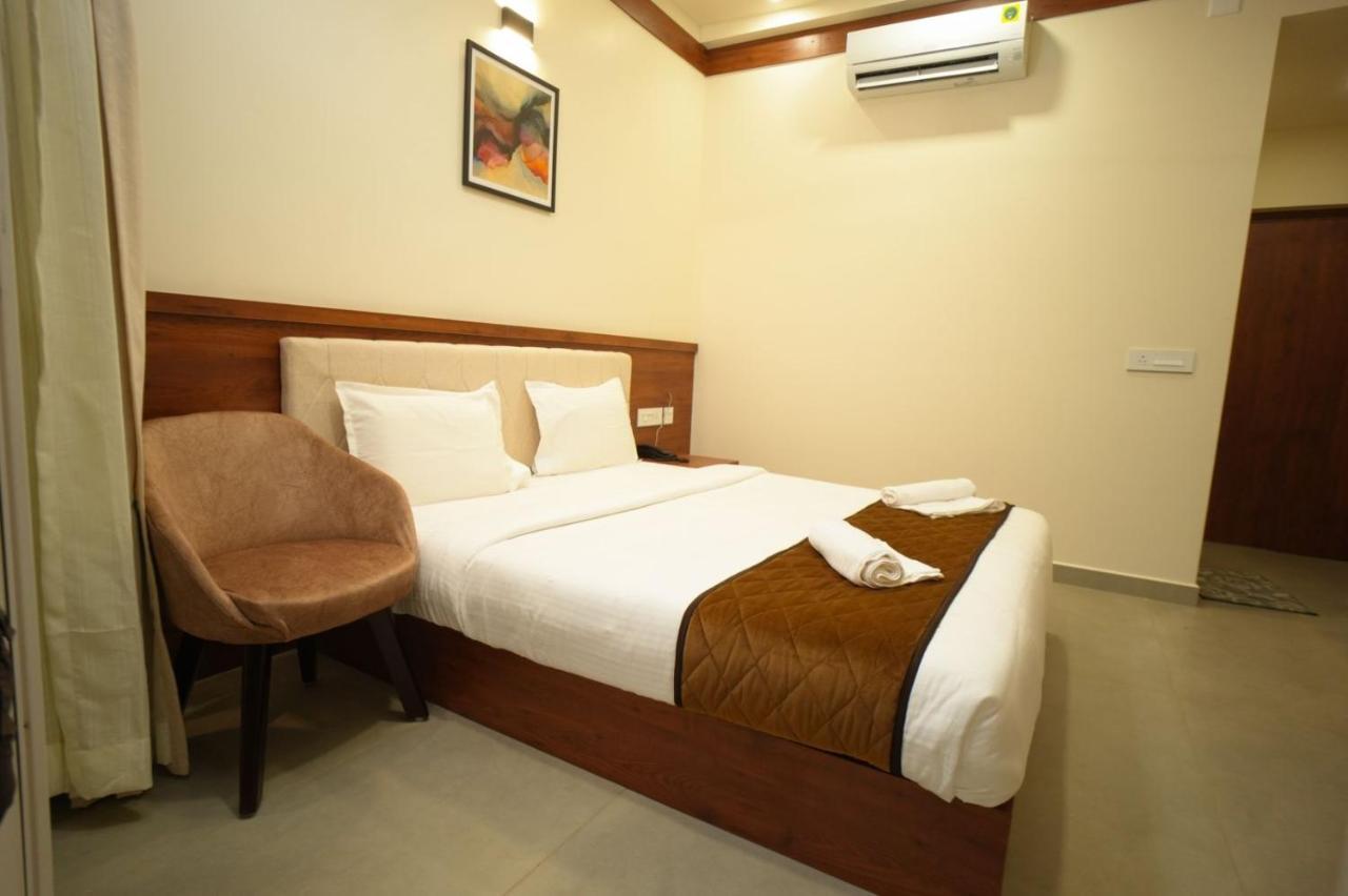 Royalton Residency Hotel Mundakāyam Eksteriør billede