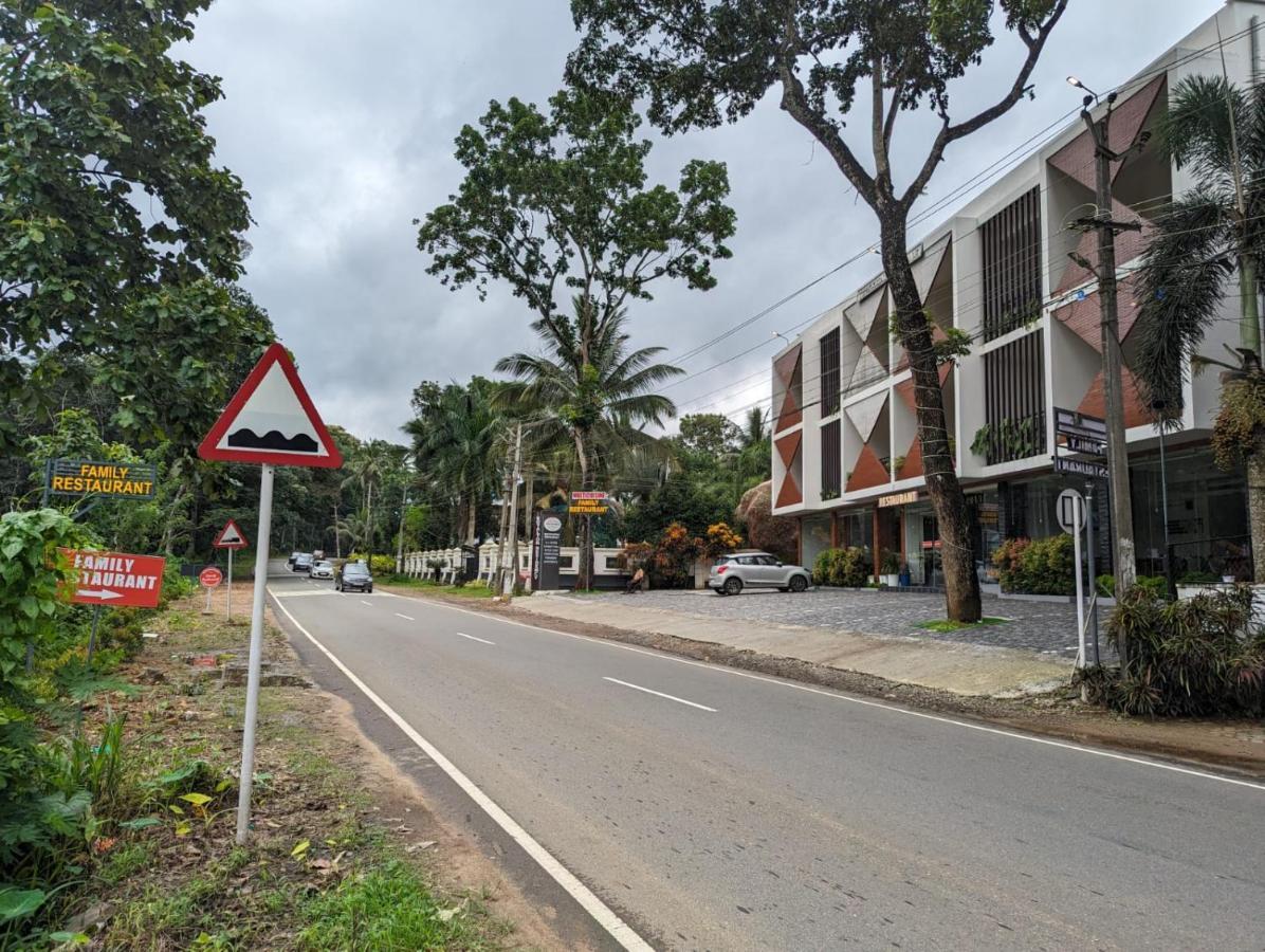 Royalton Residency Hotel Mundakāyam Eksteriør billede