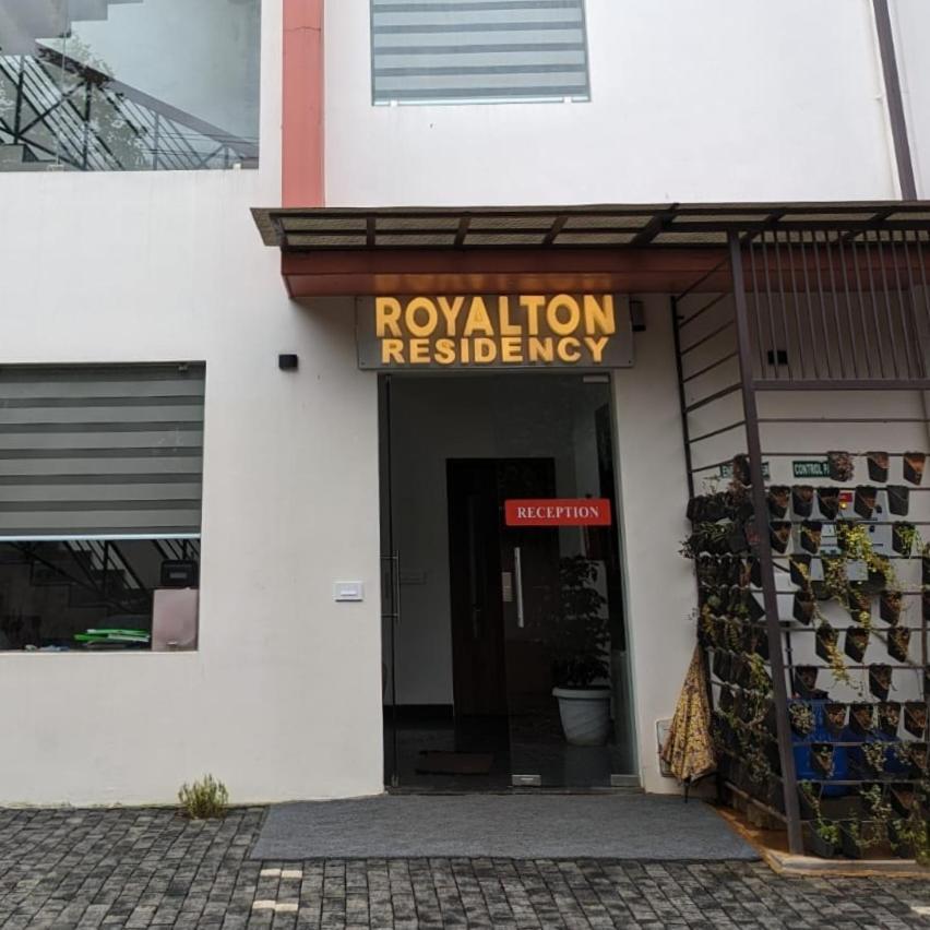 Royalton Residency Hotel Mundakāyam Eksteriør billede