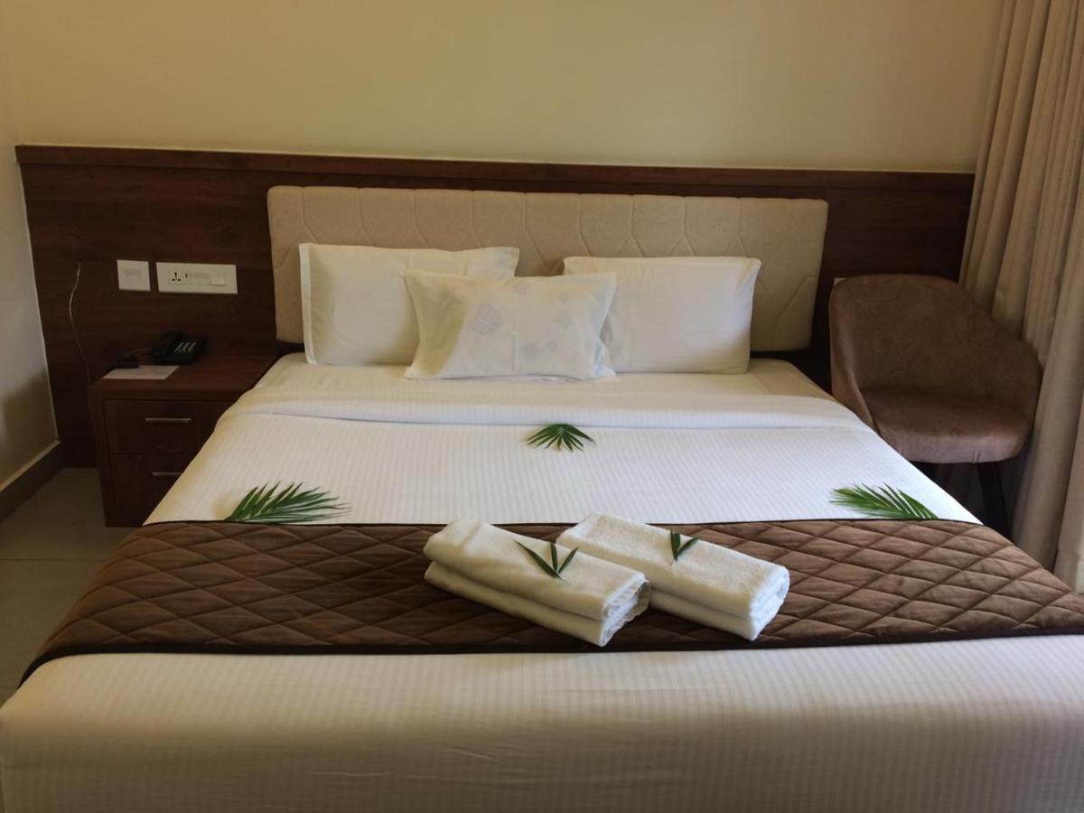 Royalton Residency Hotel Mundakāyam Eksteriør billede